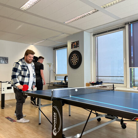 Foto: atlantis dx Team beim Tischtennis